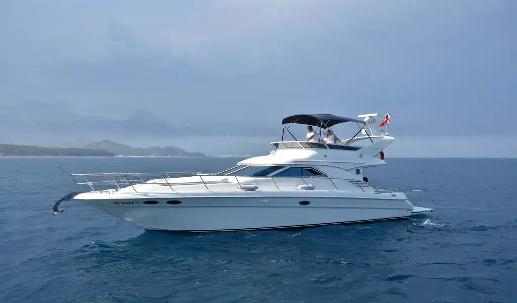 TU NAVY 1-YACHT